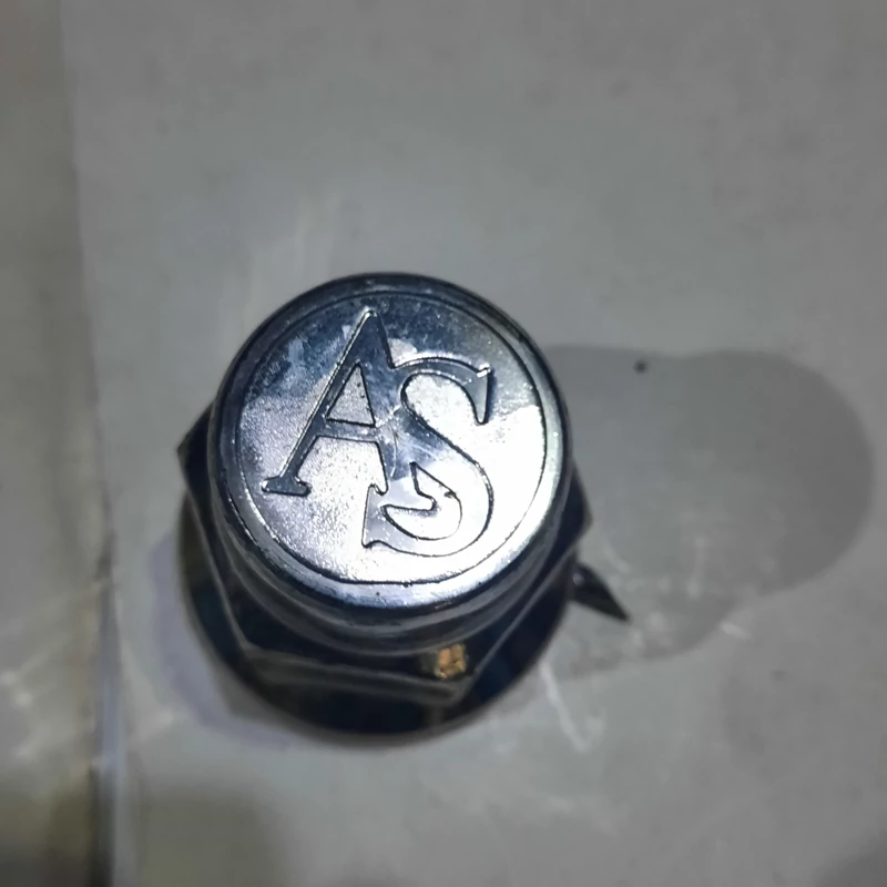 سر مهره چرخ کامیون و کامیونت ابکاری شده استیلی درجه یک