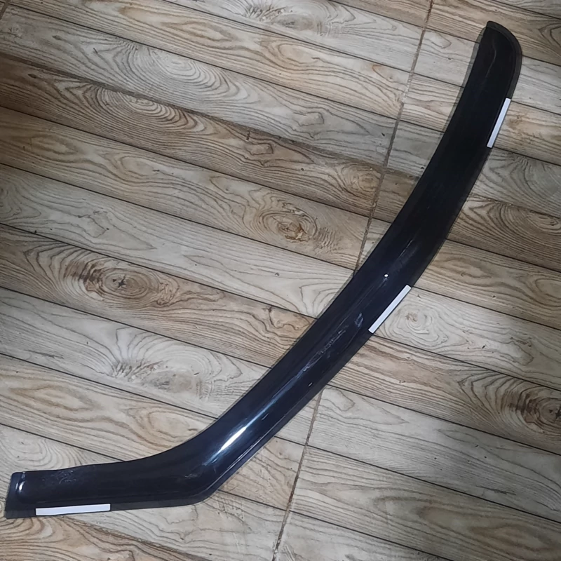 بادگیر شیشه درب جلو سمت چپ(راننده)پژو 206 برند GSS