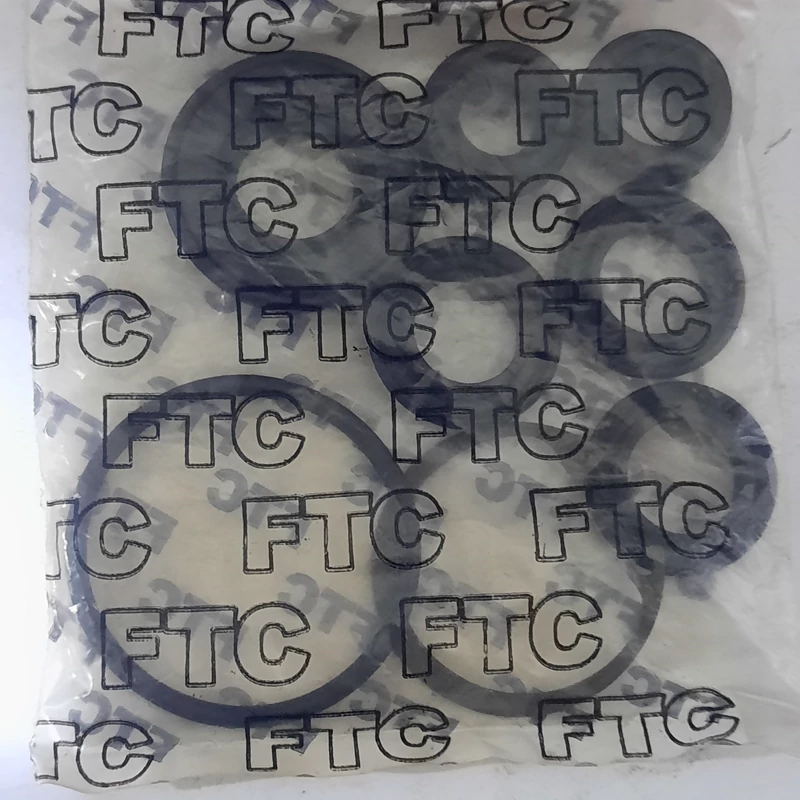 لوازم پمپ ترمز روی بوستر نیسان برند FTC اصل