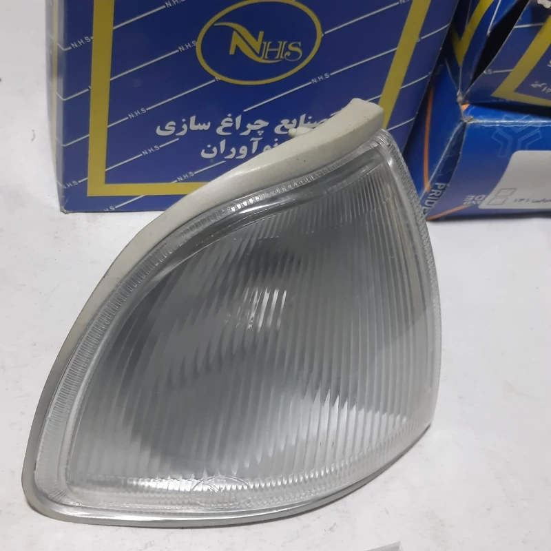 چراغ پارک پراید صبا سمت راست برند نواوران