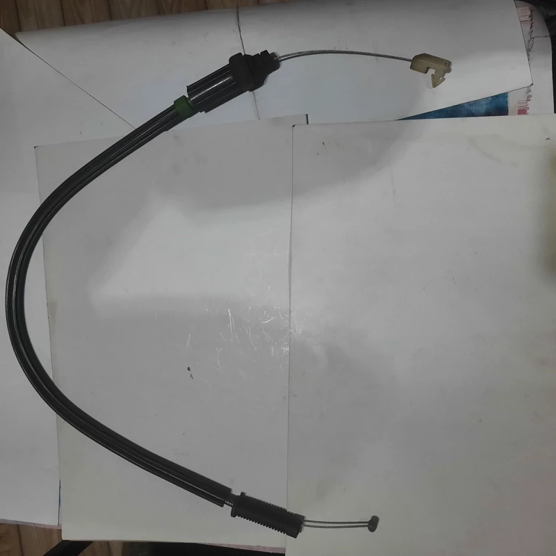 کابل گاز پژو 405 مدل فرانسه