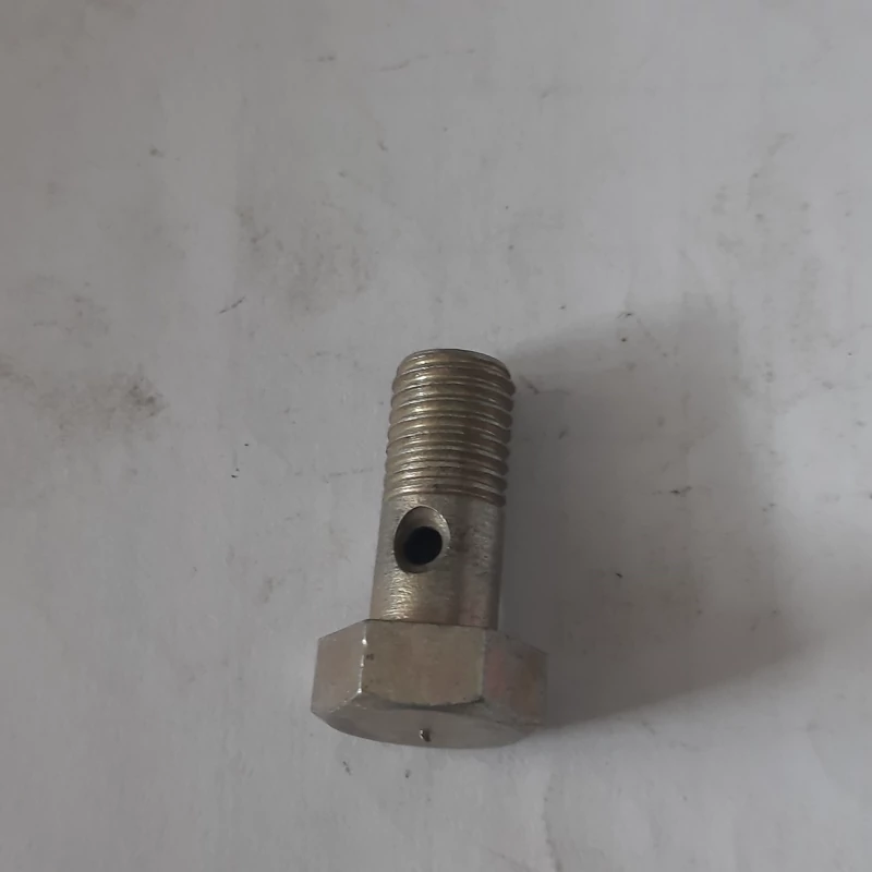پیچ گازوئیل  سوراخ  دار ولوو و بنز سایز 8
