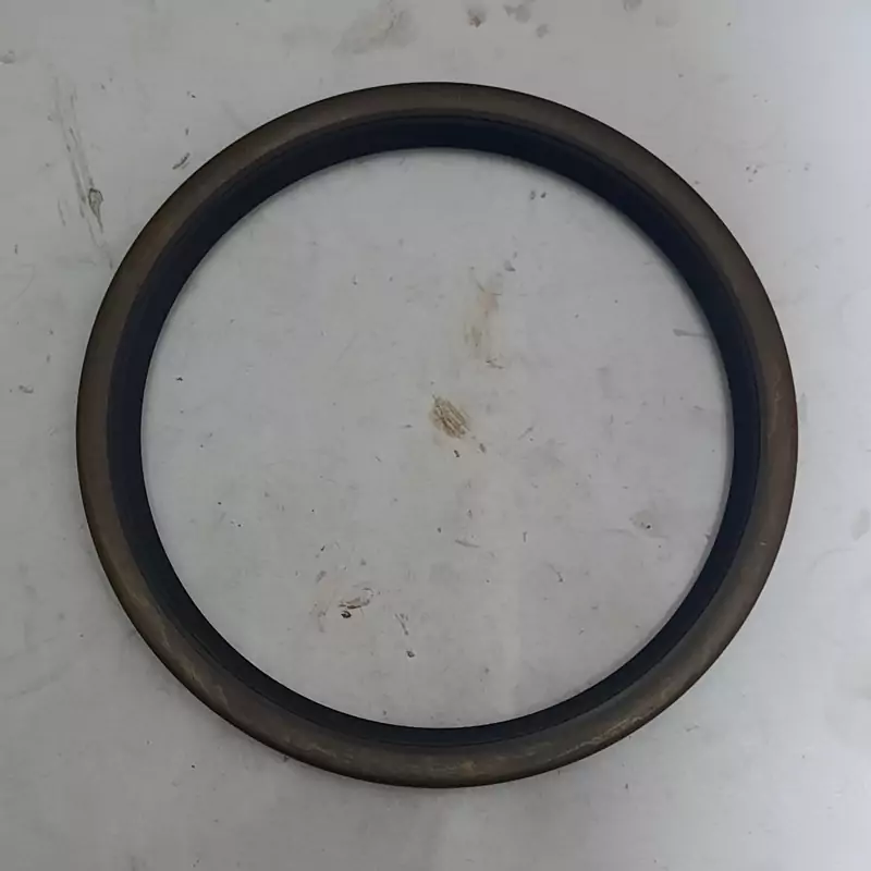 کاسه نمد چرخ جلو ولوو برندPTCO  سایز 944667