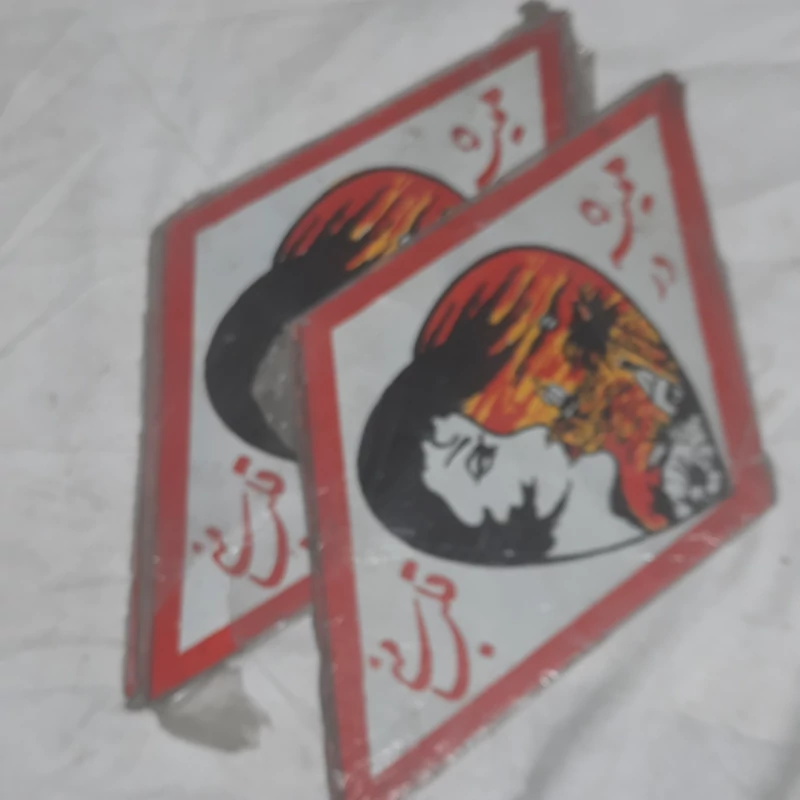 شبرنگ اهنی تزئینی گل پخش کن کامیون