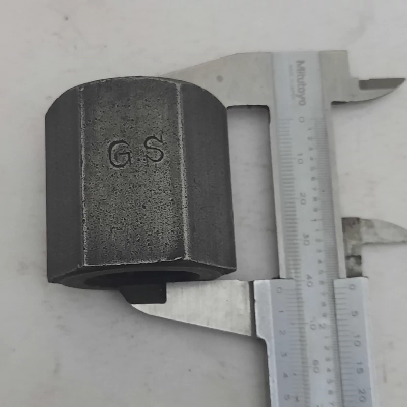 مهره بلند کرپی کامیون سایز 24 برند GS