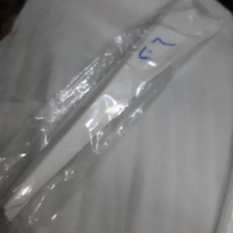 ابرویی روی چراغ جلو پژو ۲۰۶ سفید دست دو تایی